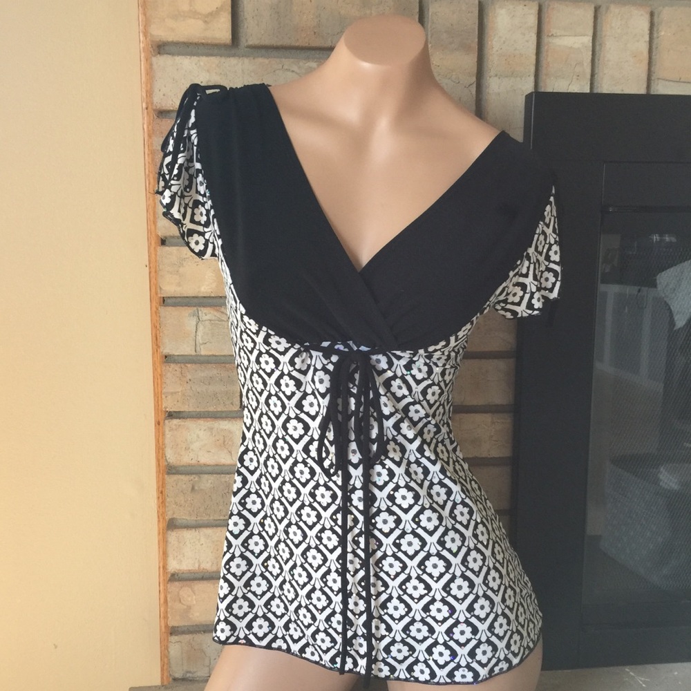 WET SEAL butterfly sleeve top